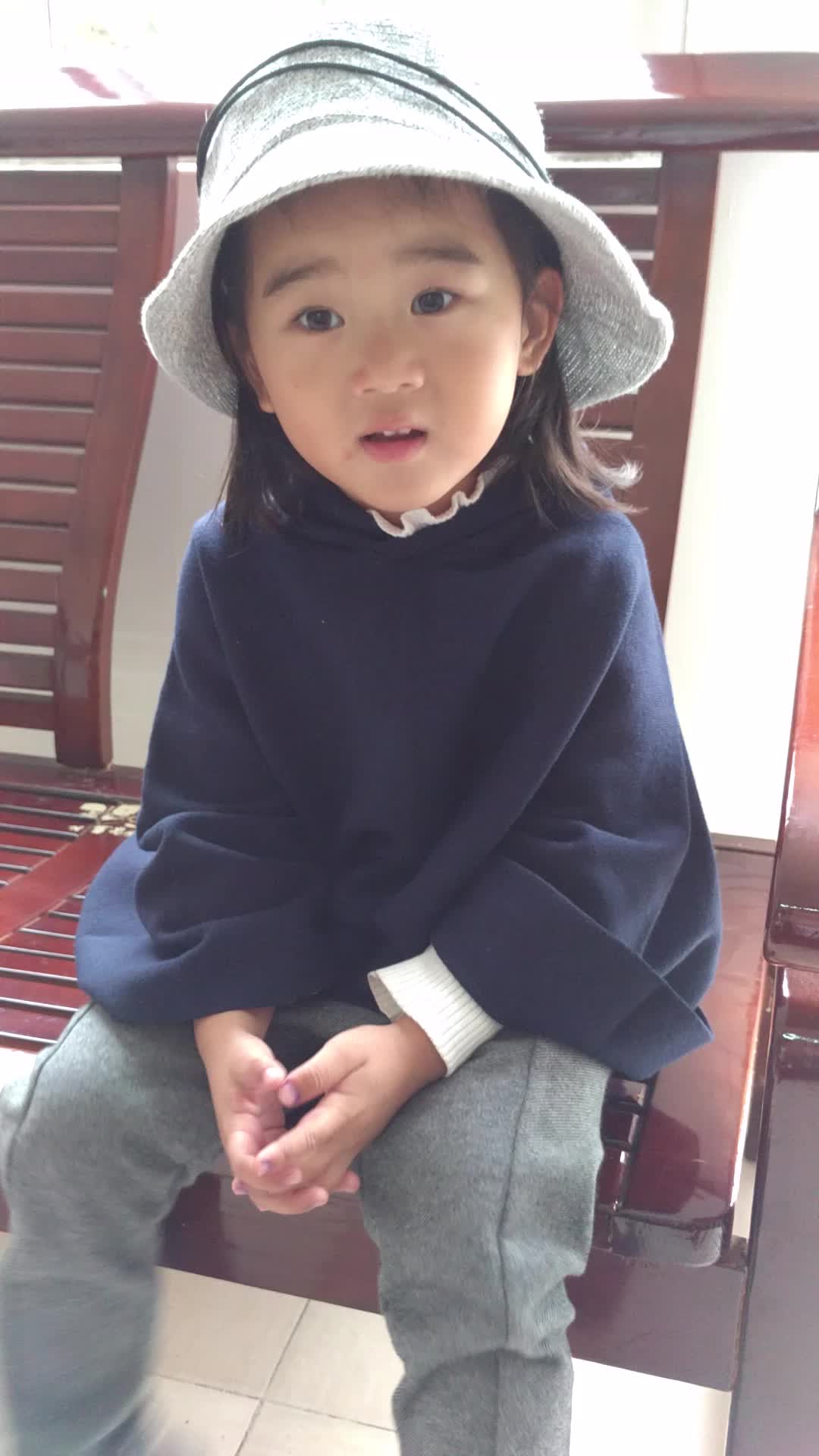
王宥晴《采蘑菇的小姑娘》